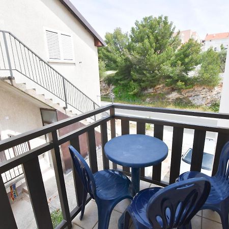 Apartments Karmen Primošten Екстериор снимка