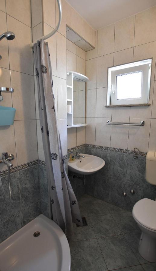 Apartments Karmen Primošten Екстериор снимка