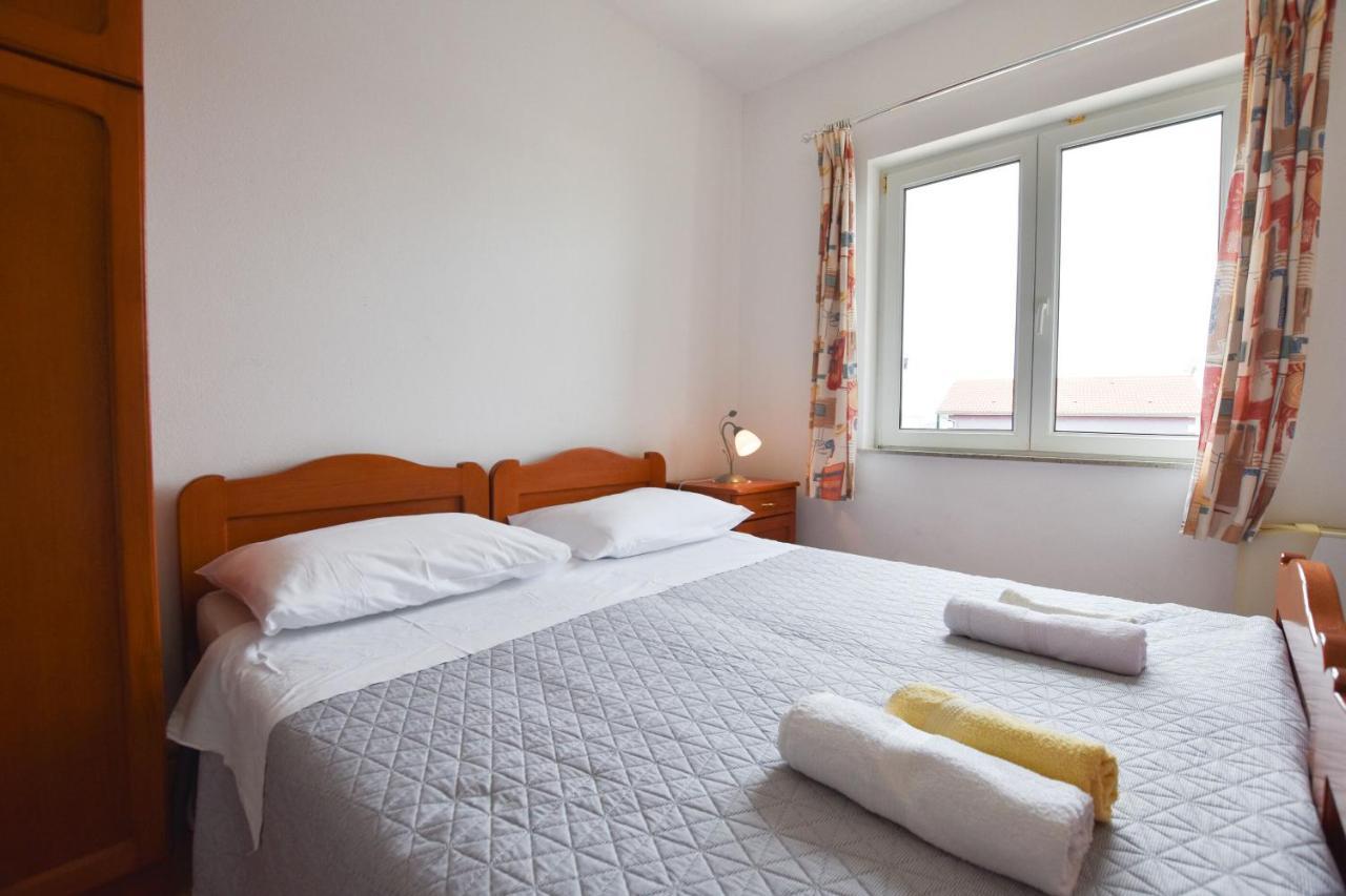 Apartments Karmen Primošten Екстериор снимка